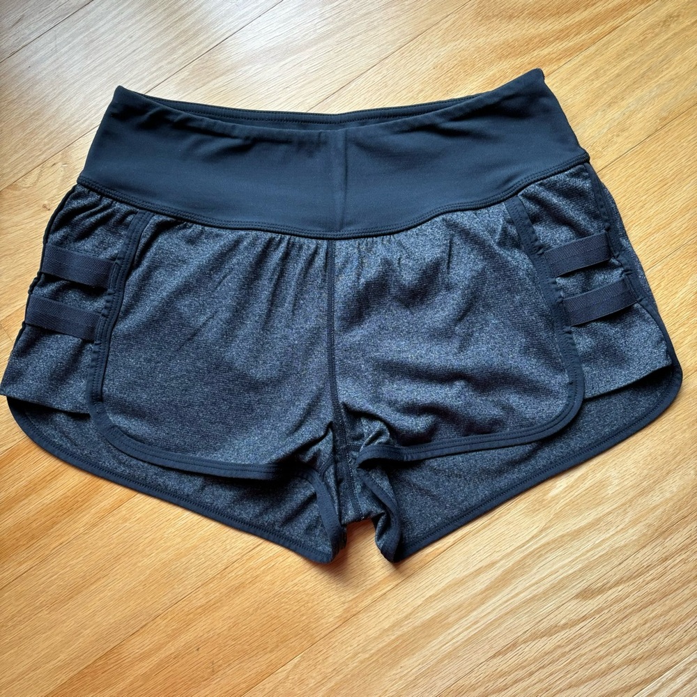 Lululemon black shorts
